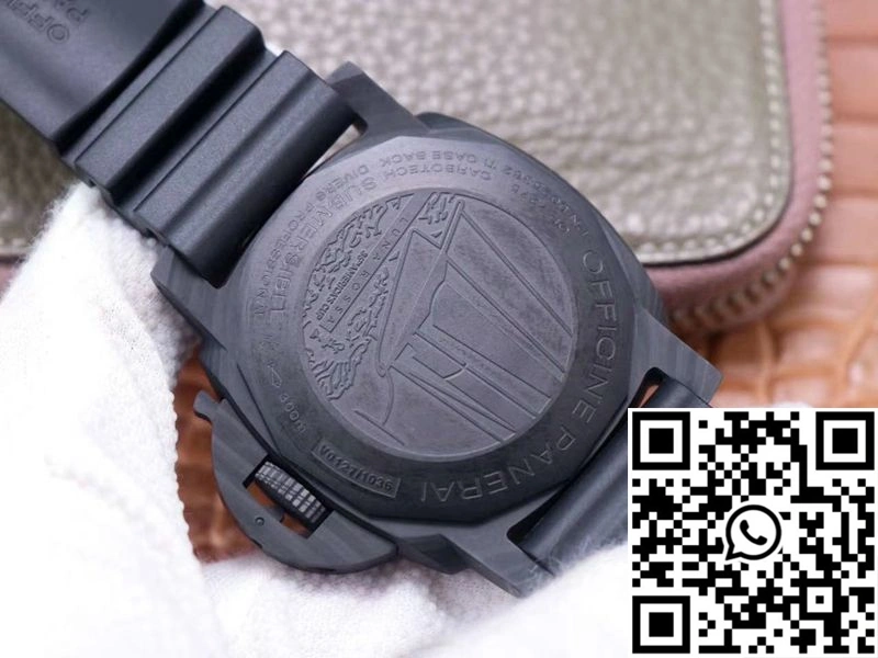 Panerai Submersible Luna Rossa PAM01039 VS Factory Black Carbon Attractive 2273