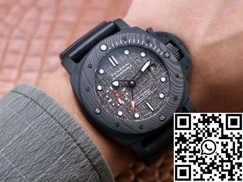 Panerai Submersible Luna Rossa PAM01039 VS Factory Black Carbon Attractive 2273