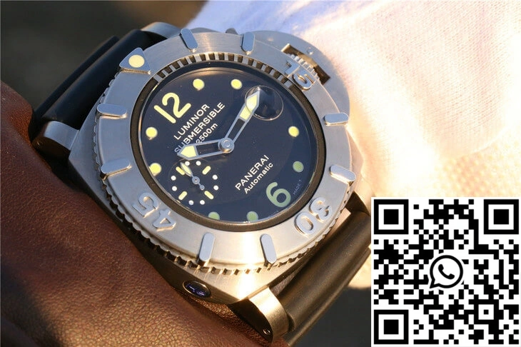 Unisex Panerai Submersible PAM 00194 VS Factory Black Dial 2263