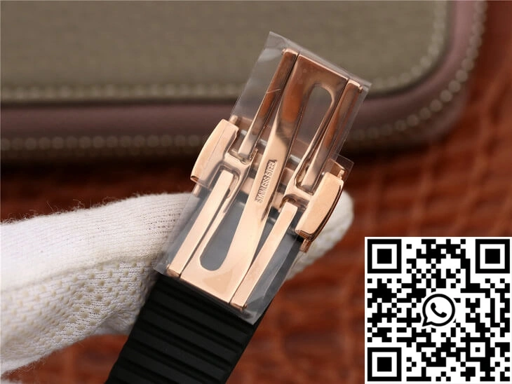 Patek Philippe Aquanaut 5968A-001 Rose Gold SmoothTexture 496