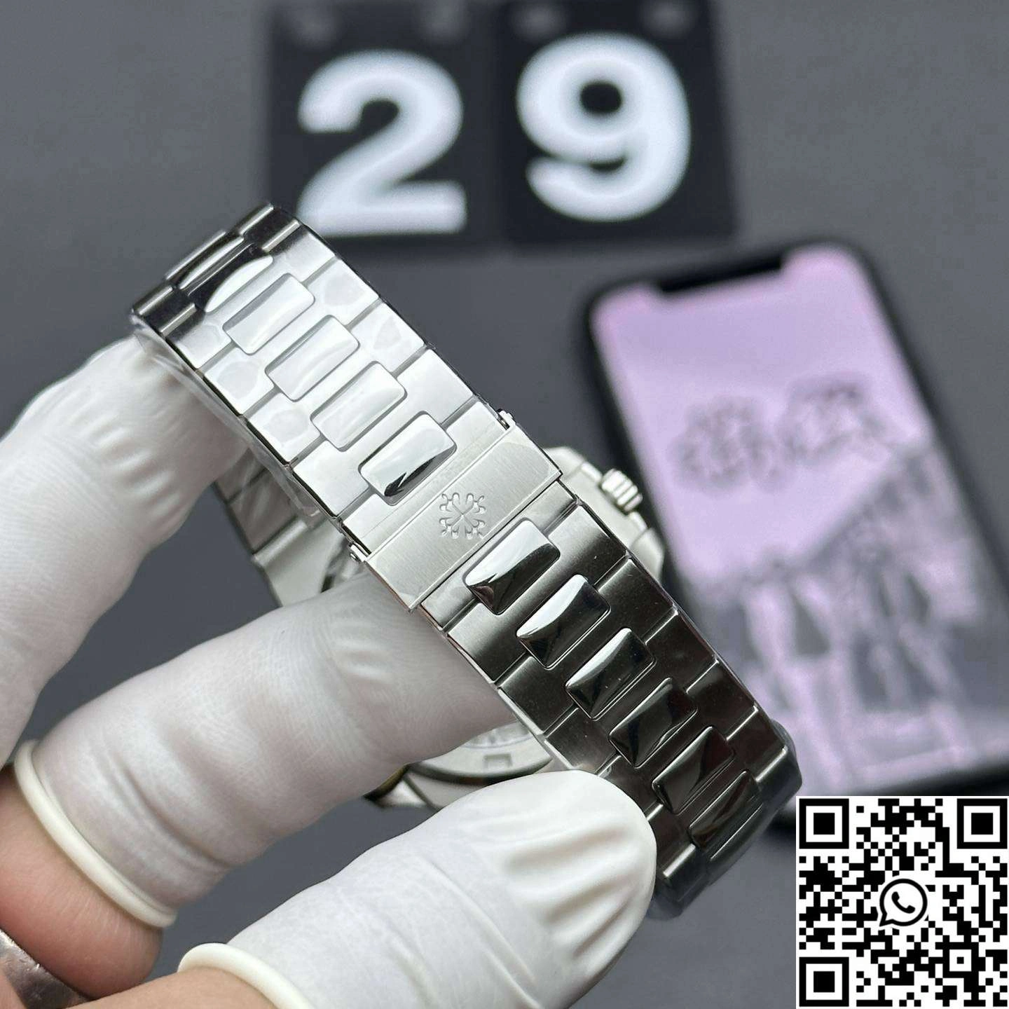 Supportive Patek Philippe Nautilus 5711 3K Factory White Dial 590