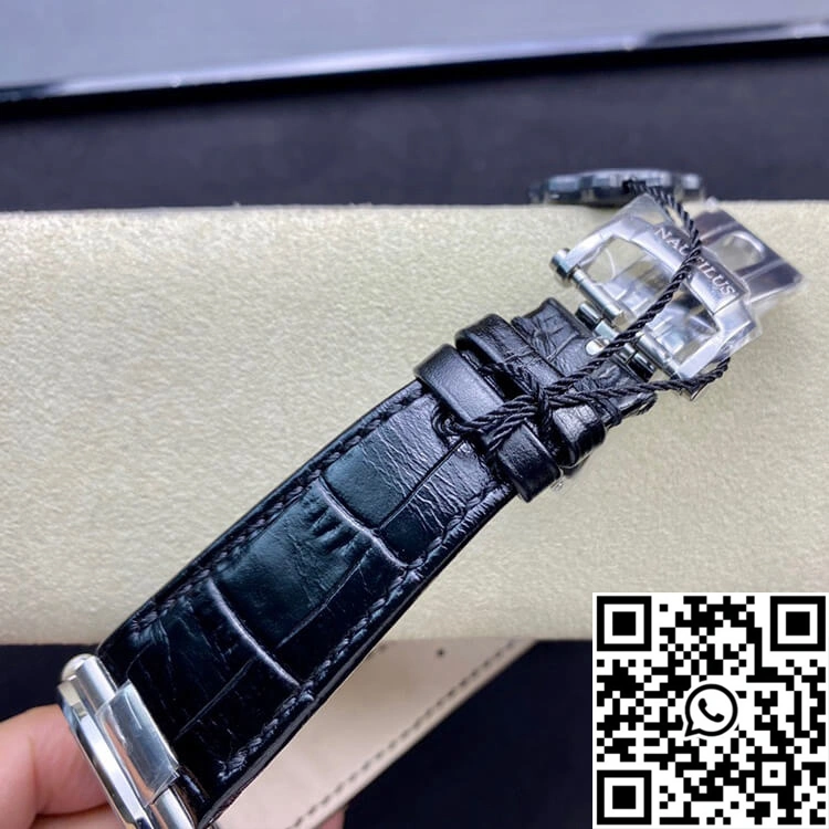 Sustainable Patek Philippe Nautilus 5711 3K Factory White Dial 600
