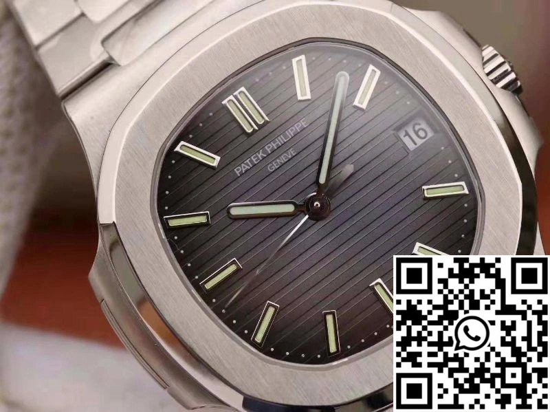 Soft Patek Philippe Nautilus 5711 PF Factory V2 Anthracite Dial 568