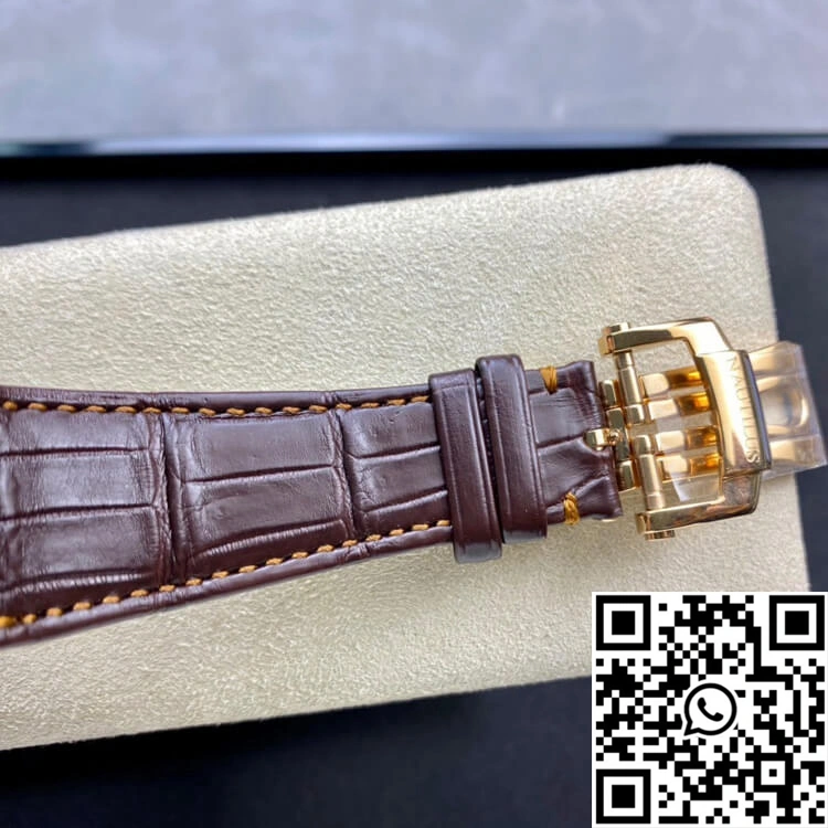 Refined Patek Philippe Nautilus 5711R 3K Factory Rose Gold Grey Dial 570