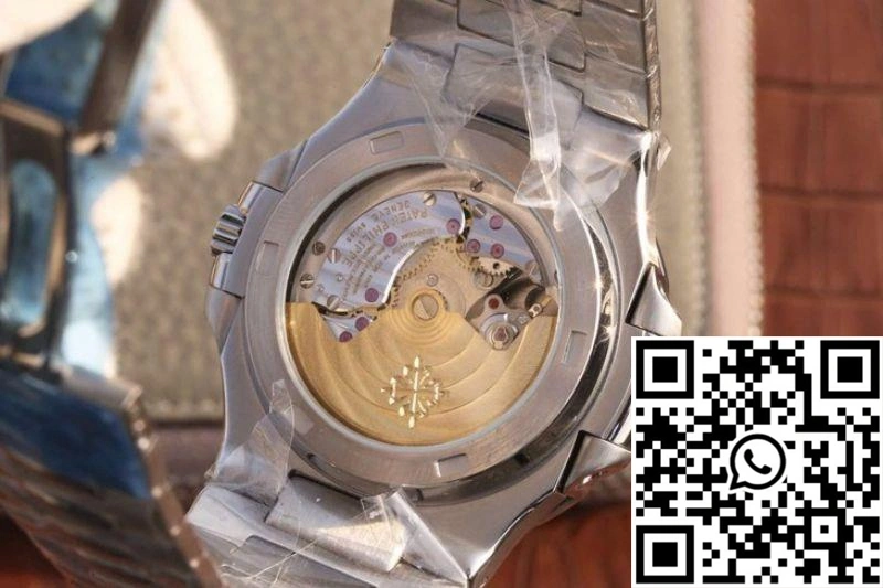 Patek Philippe Nautilus Moonphase 5712G-001 Black Dial Efficient 610