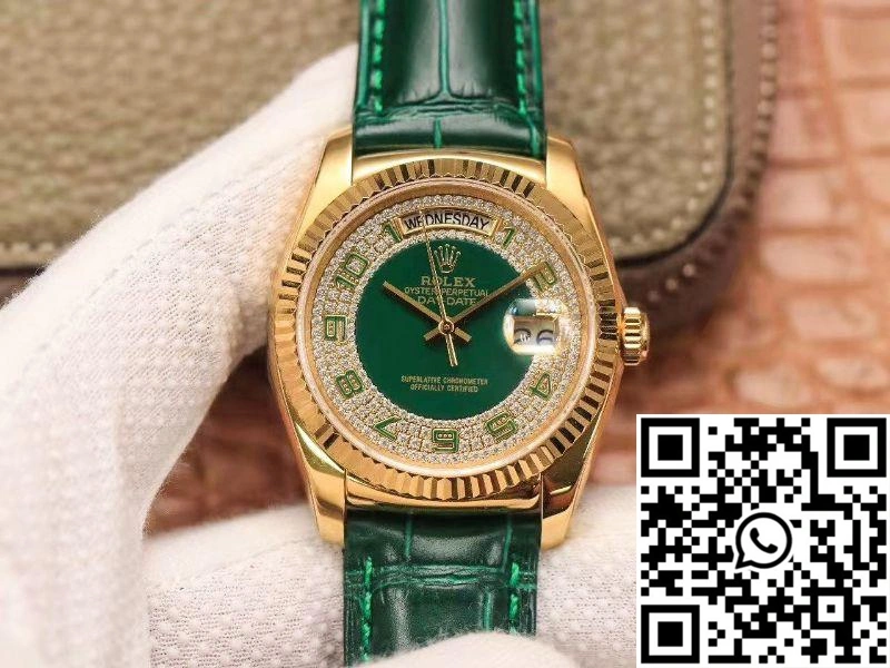 Trendsetting Replica Rolex Day-Date 36mm Green Enamel Diamond Gypsophila Gold dial watch 1015
