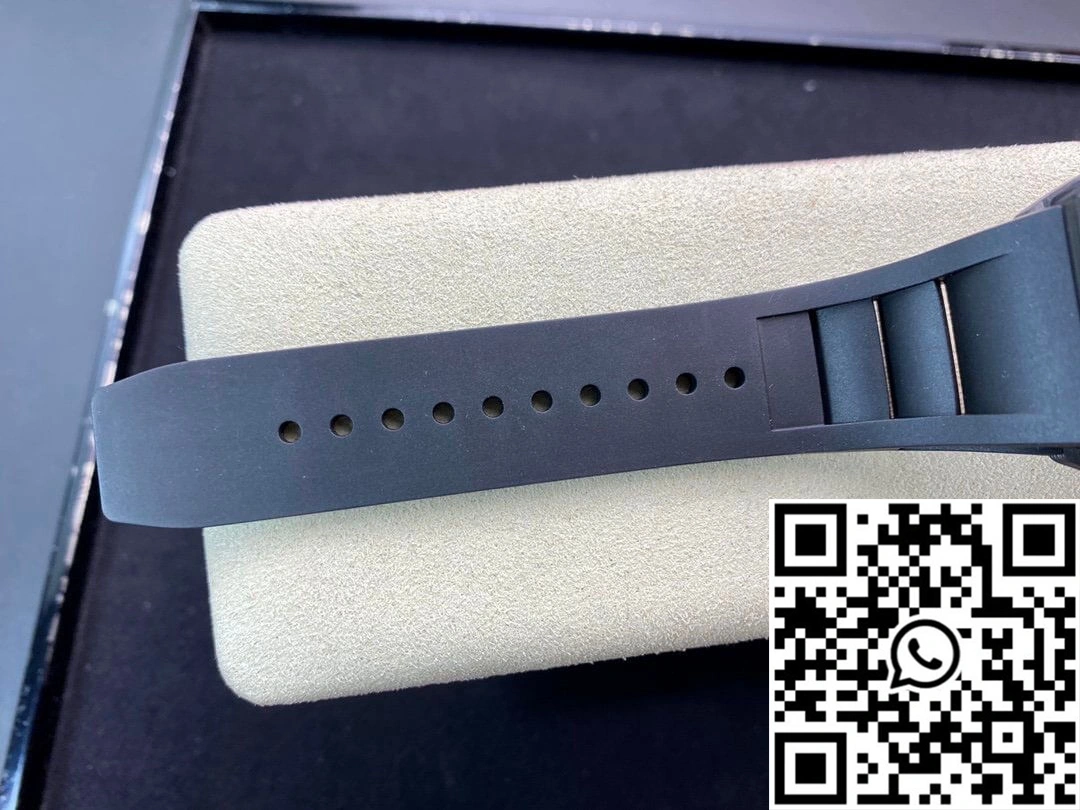 Richard Mille RM011 KV Factory Carbon Fiber Black Rubber Strap Elegant 2318