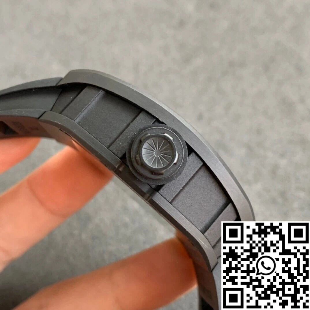 Richard Mille RM055 KV Factory V2 Black Ceramic Rubber Strap Trendsetting 2438