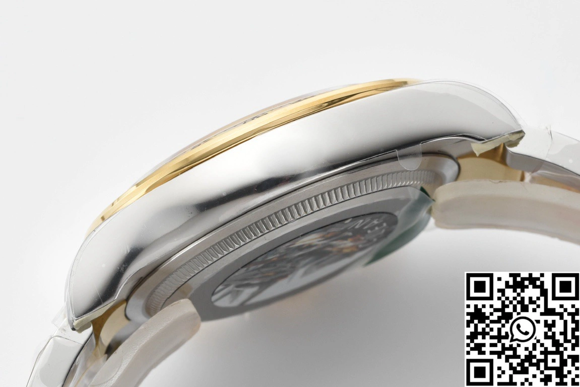 Bold Rolex Cosmograph Daytona M126503 Clean Factory Gold Bezel 1128