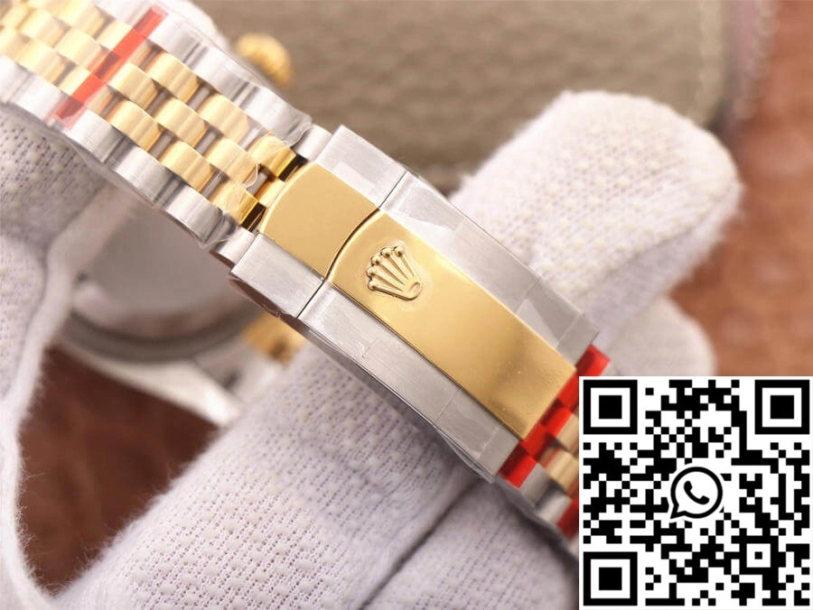 Bold Rolex Datejust 126233 EW Factory Diamond Gold Dial 713