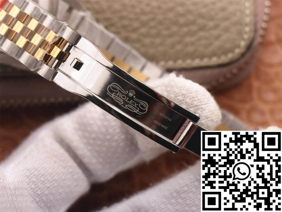 Bold Rolex Datejust 126233 EW Factory Diamond Gold Dial 713