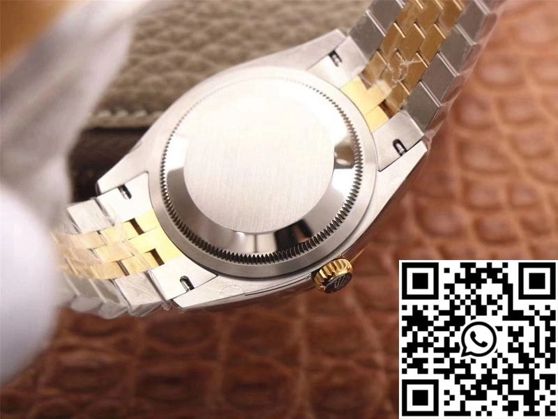 Rolex Datejust M126233-0015 EW Factory Champagne Dial Minimalist 659