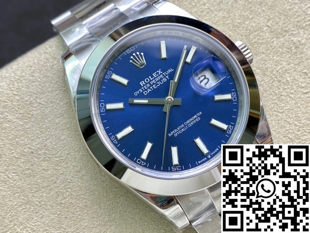 Versatile Rolex Datejust M126300-0001 VS Factory Blue Dial 755