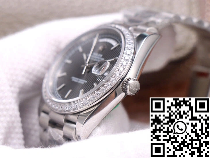 WrinkleFree Rolex Day-Date M228349RBR-0008 EW Factory White Gold Grey Dial 980