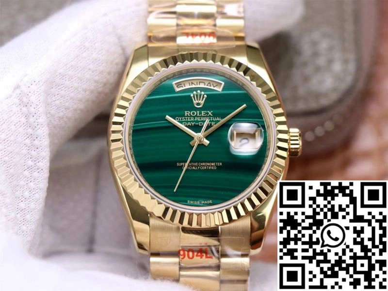 Versatile Rolex Day Date President 18238 Malachite Green Dial 948