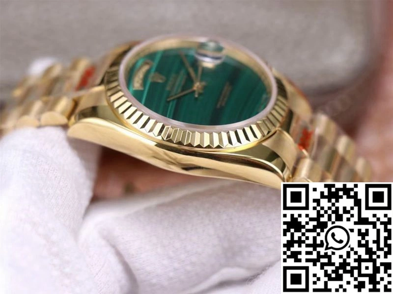Versatile Rolex Day Date President 18238 Malachite Green Dial 948