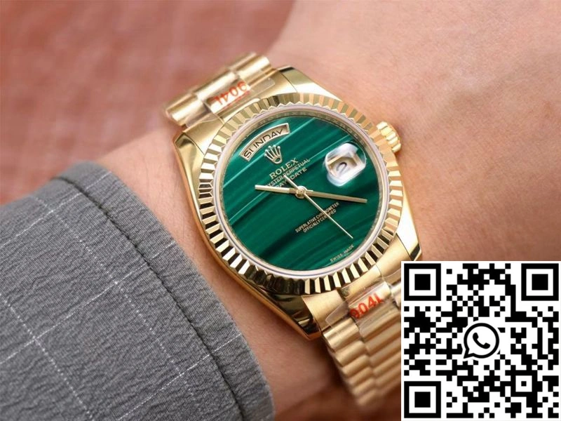 Versatile Rolex Day Date President 18238 Malachite Green Dial 948
