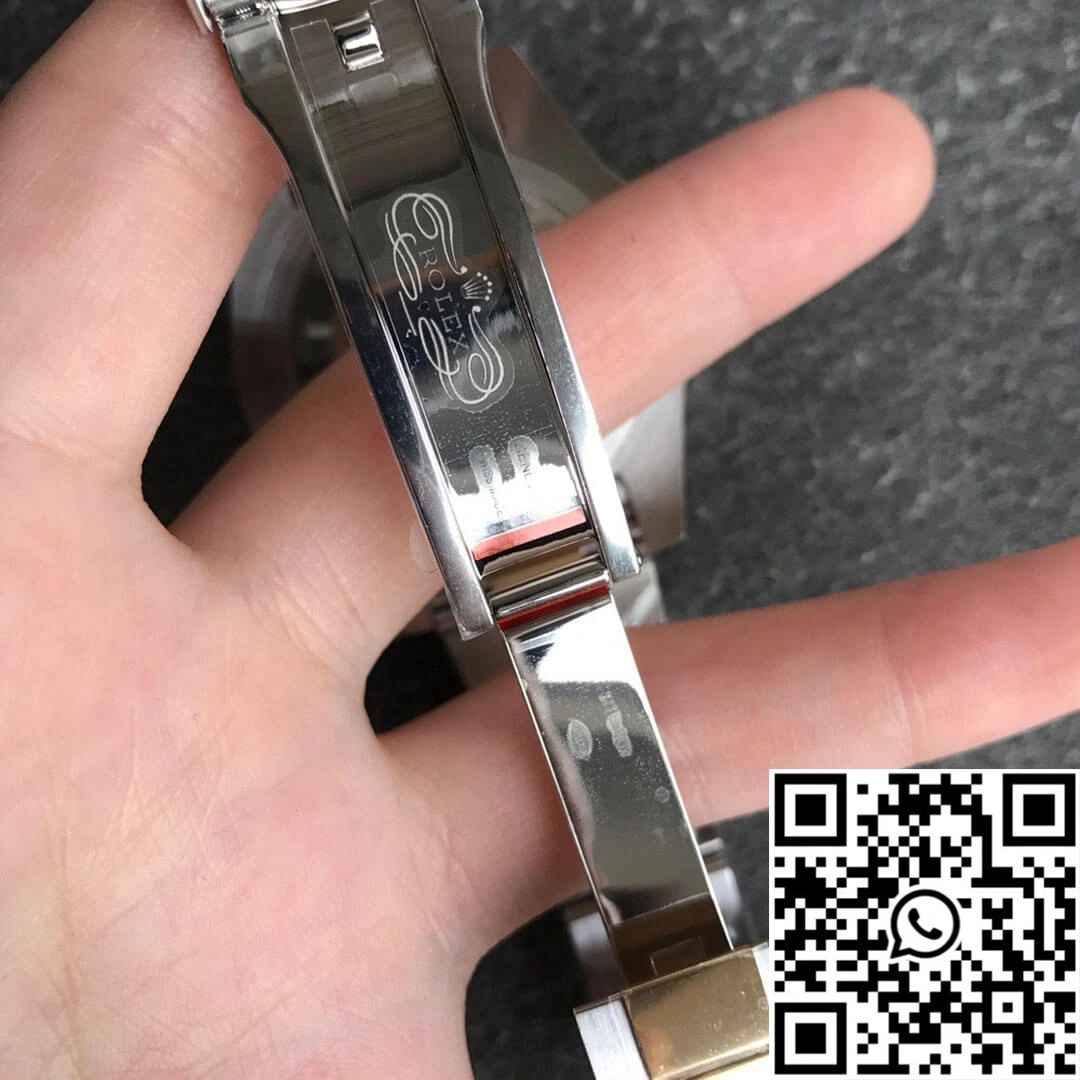 UrbanChic Rolex GMT Master II 116713-LN-78203 AR Factory Yellow Gold 1186
