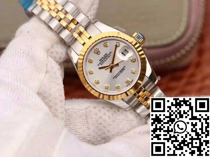 EyeCatching Rolex Lady Datejust 18K Gold 28MM Silver Dial 880