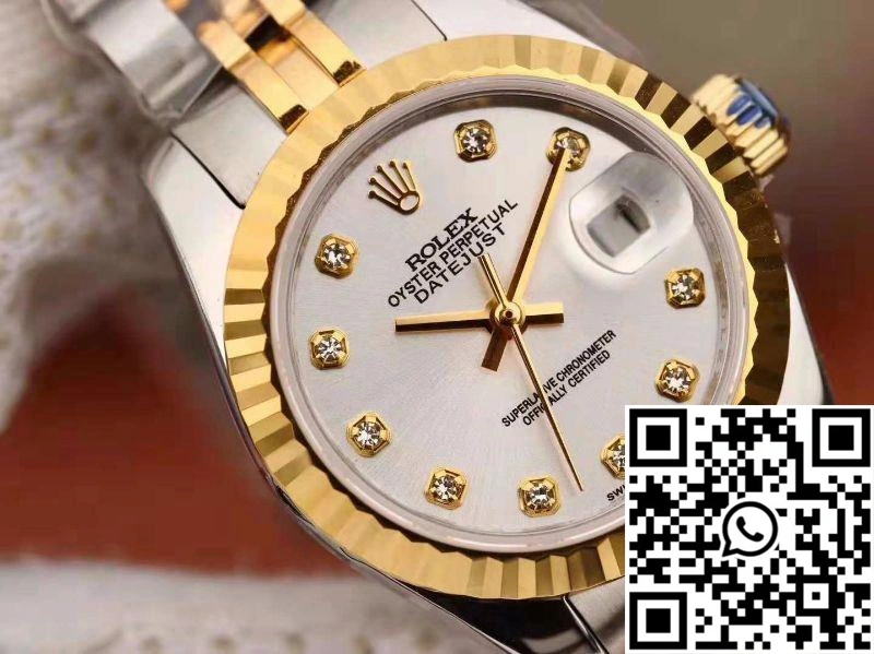 EyeCatching Rolex Lady Datejust 18K Gold 28MM Silver Dial 880