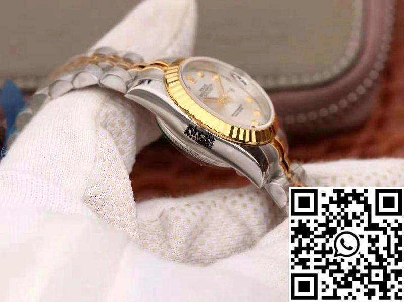 EyeCatching Rolex Lady Datejust 18K Gold 28MM Silver Dial 880