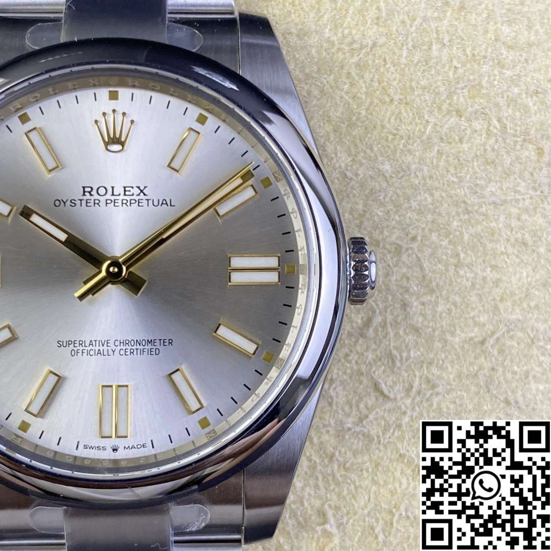 ZipUp Rolex Oyster Perpetual M124300-0001 41MM Clean Factory Silver Dial 1284