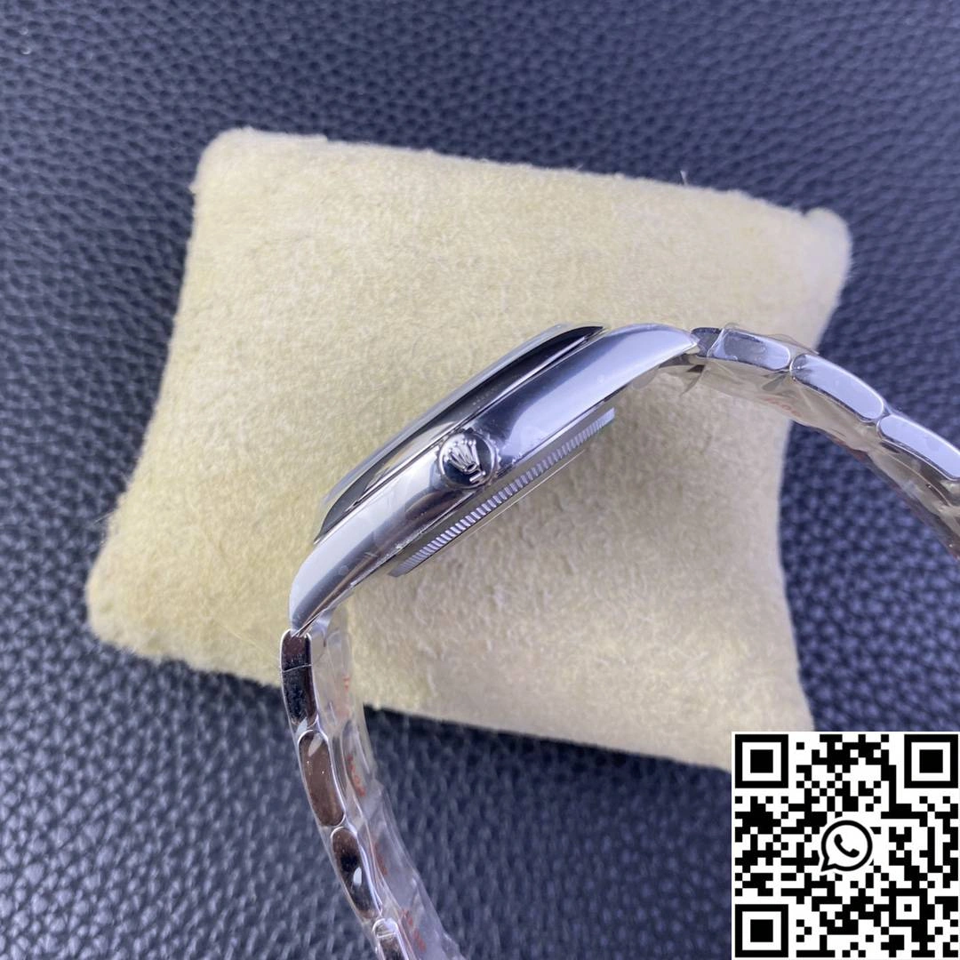 ZipUp Rolex Oyster Perpetual M124300-0001 41MM Clean Factory Silver Dial 1284