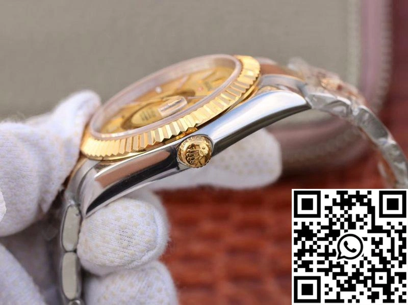 Rolex SKY-DWELLER 326938-72418 Gold Dial Versatile 1322