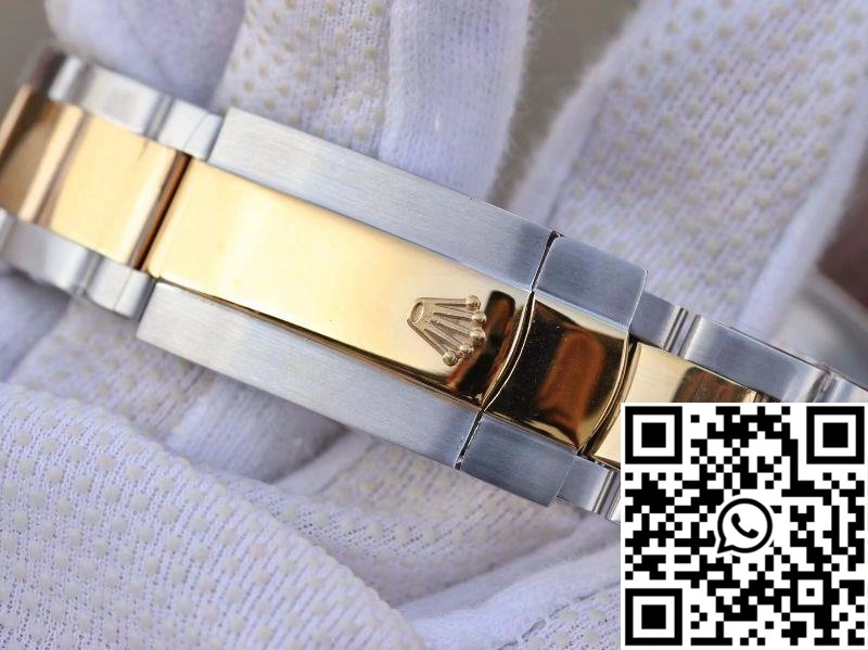 Rolex SKY-DWELLER 326938-72418 Gold Dial Versatile 1322