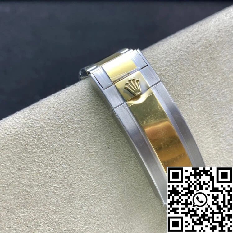 EyeCatching Rolex Submariner 116613-LN-97203 Clean Factory V4 Black Dial 1232