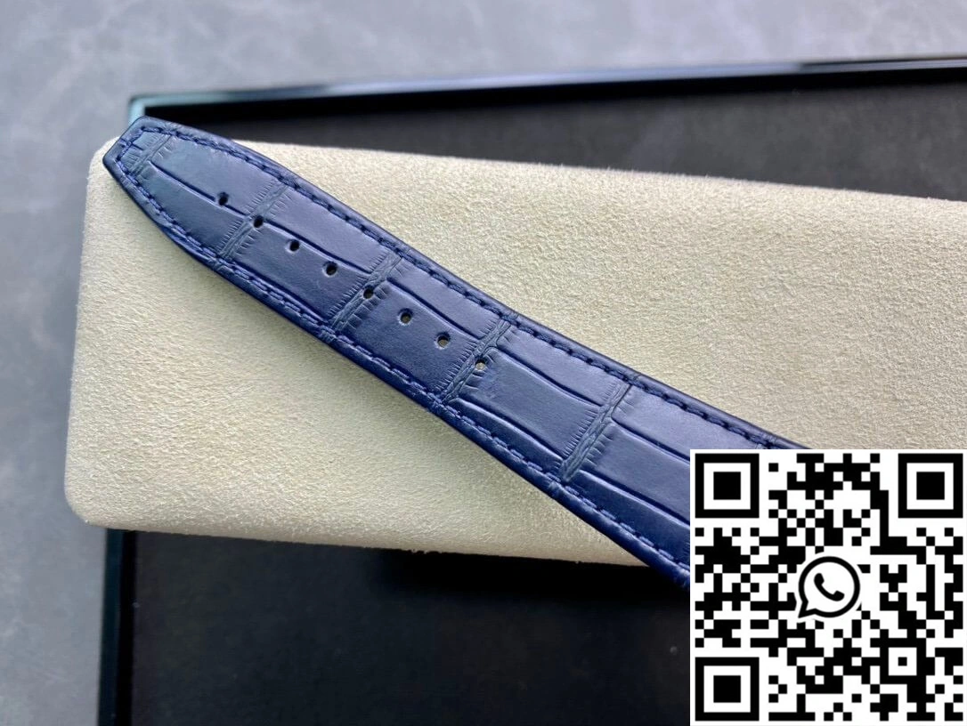 Fashionable Vacheron Constantin Overseas 4500V 8F Factory Blue Leather Strap 2583