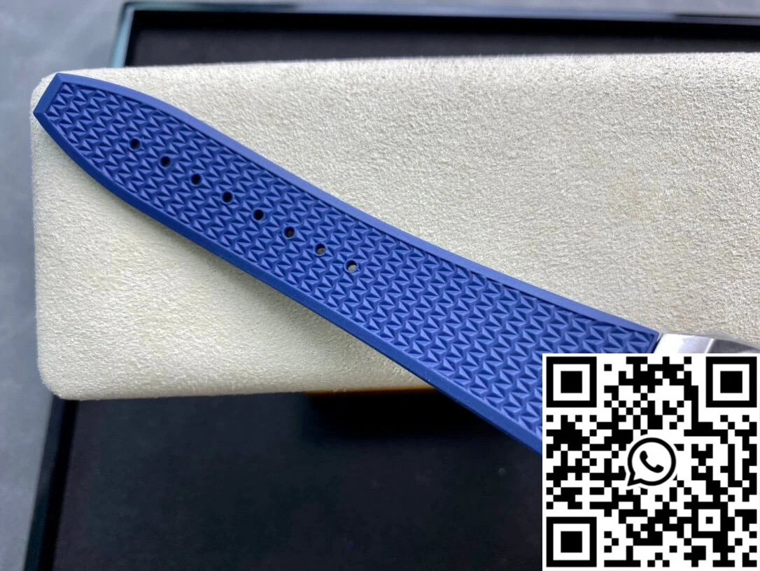 Vacheron Constantin Overseas 4500V 8F Factory Blue Strap GoodFit 2574