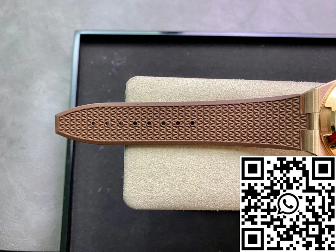 Vacheron Constantin Overseas 5500V 8F Factory Rubber Strap SunProtective 2567